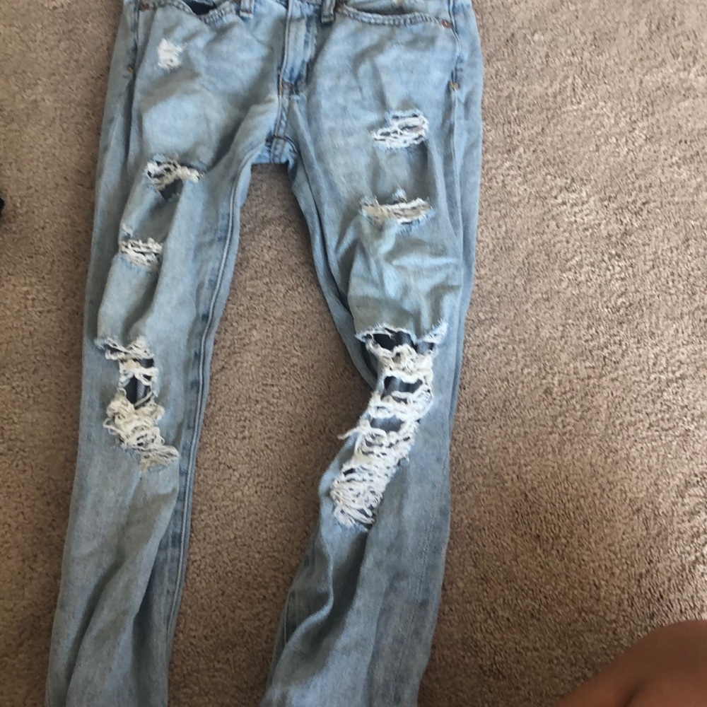 Ripped Boyfriend Jeans